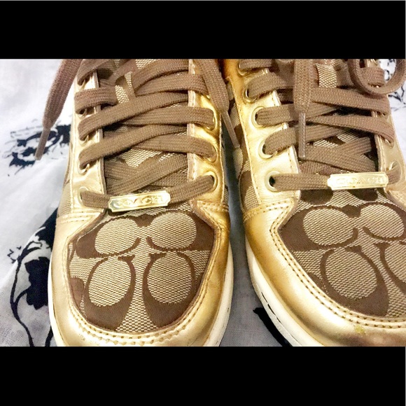 Coach high cut lace up shoes - Picture 3 of 8